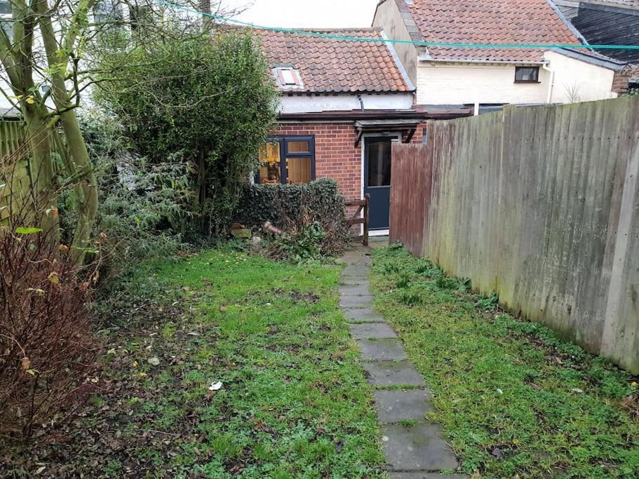 Cosy Cottage Blundeston Exterior foto